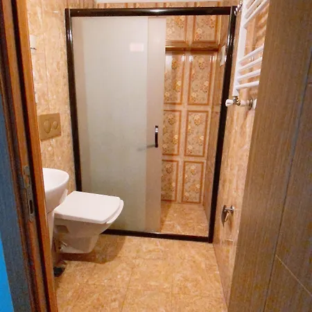 Center Hotel 3*