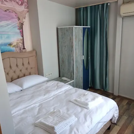 Center Hotel 3*
