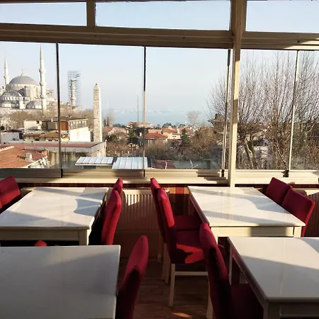 Center Hotel 3*